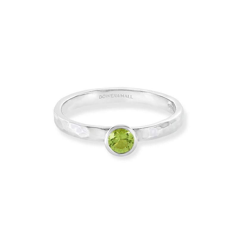 TWR24-S-PERI-Dower-and-Hall-Sterling-Silver-4mm-Peridot-Hammered-Twinkle-Ring