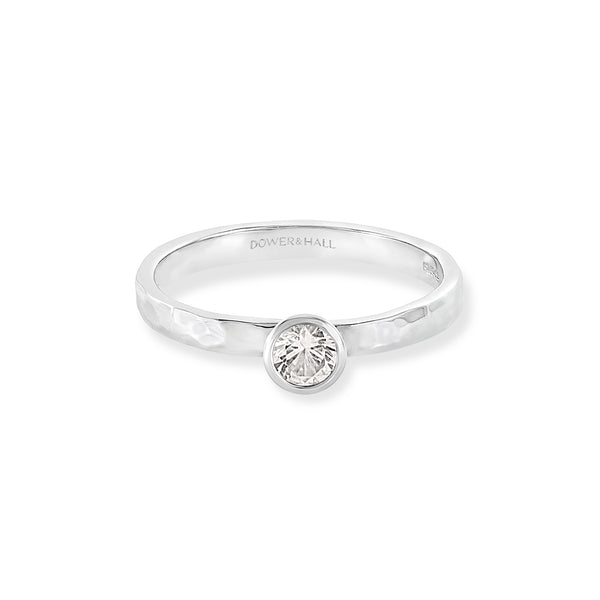 TWR24-S-WT-Dower-and-Hall-Sterling-Silver-4mm-White-Topaz-Hammered-Twinkle-Ring