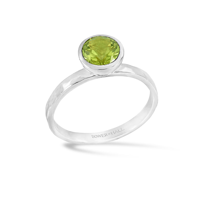 6mm Peridot Hammered Twinkle Ring