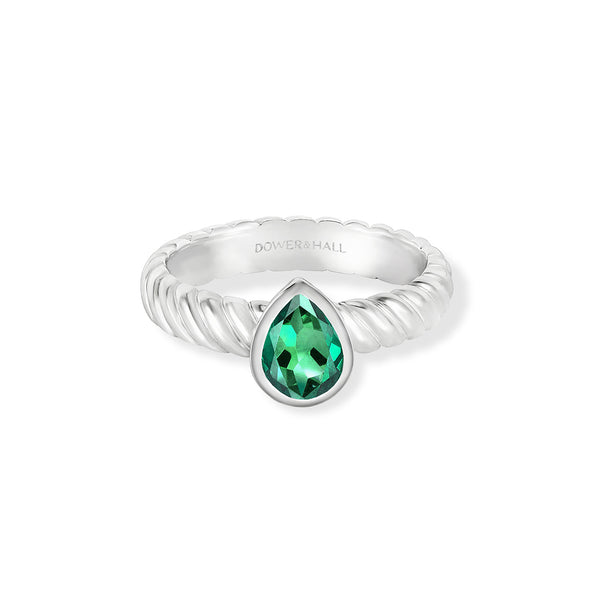 TWR87-S-GG-Dower-and-Hall-Sterling-Silver-Green-Garnet-Pear-Twist-Twinkle-Ring