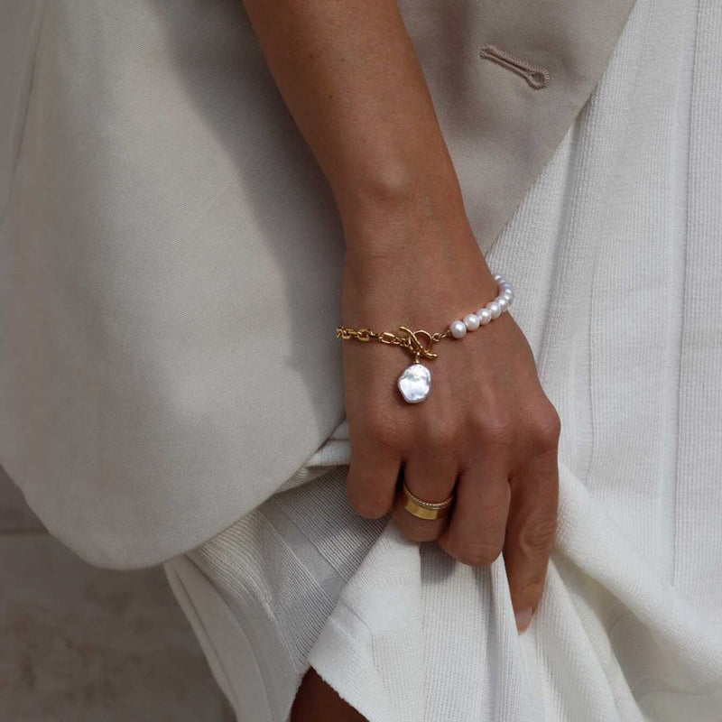 Camellia White Keshi Pearl Bracelet